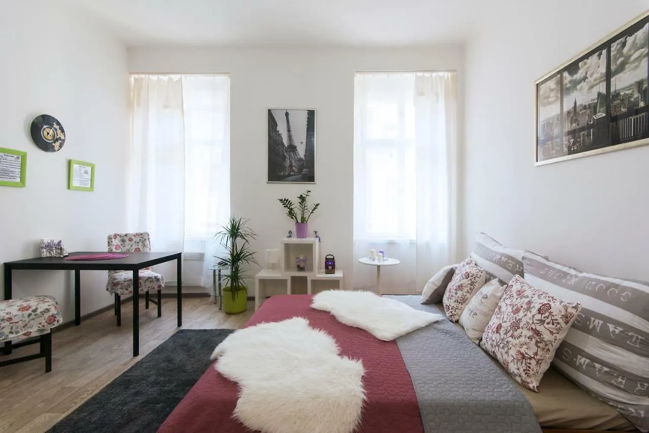 Prague Private Apartments